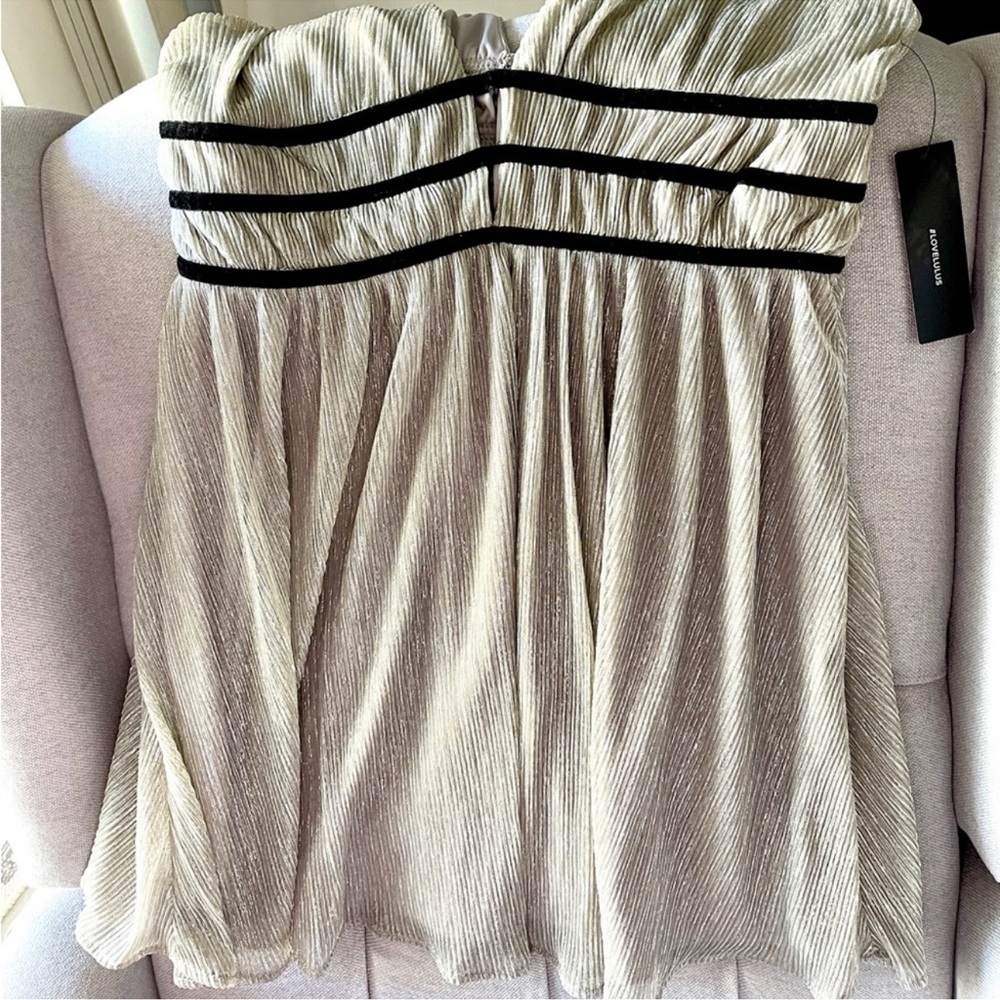 Lulu’s Stunning Silver Metallic Mini Dress - Size M - NWT - Picture 11 of 11